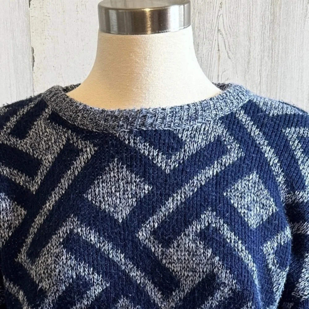 Vintage 90s Geometric Jacquard Knit Sweater‎ Navy Light Blue Retro